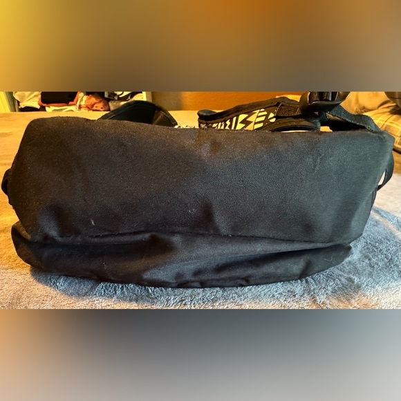 High Sierra Swerve Laptop Backpack, Geo Weave/Black, 19 x 13 x 7.75-Inch - Picture 15 of 16